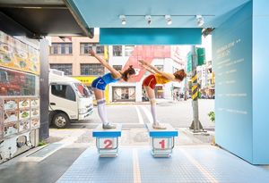 Deze accessoirewinkel geeft een cursus aandacht trekken