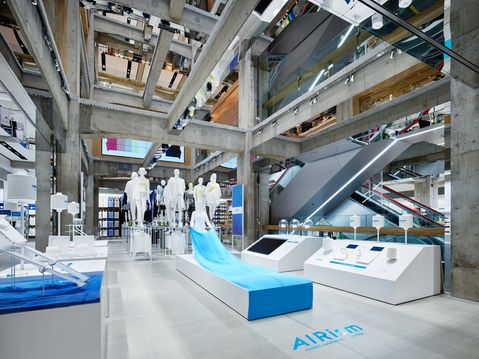Dit is de nieuwe flagshipstore van Uniqlo