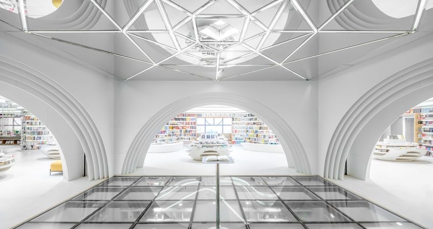 Aan dit spierwitte boekenpaleis is zeshonderd dagen gewerkt