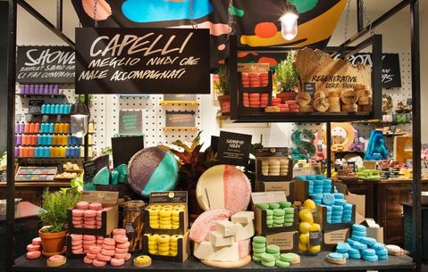 Dit is de eerste 'naakte' winkel van Lush