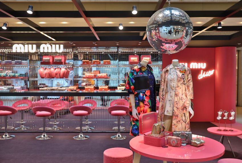 Deze discowinkel komt uit de koker van Prada