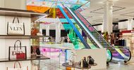 Een kleurrijke Rem Koolhaas-roltrap als eyecatcher van Saks Fifth Avenue