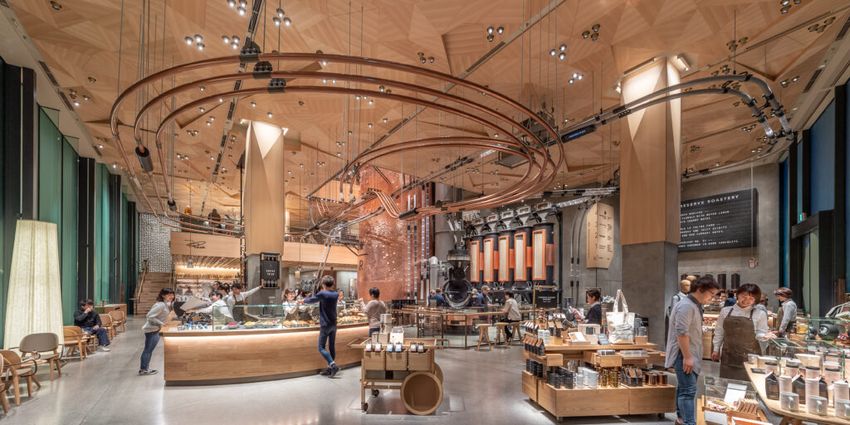 's Werelds grootste Starbucks staat altijd in bloei