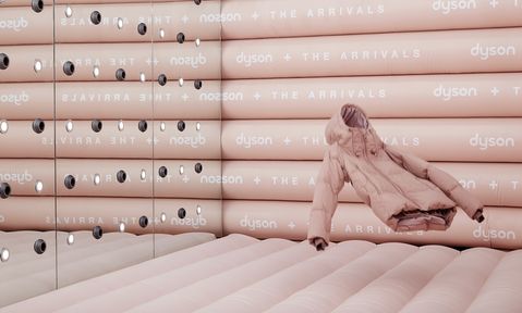 Deze pop-up blaast je letterlijk weg