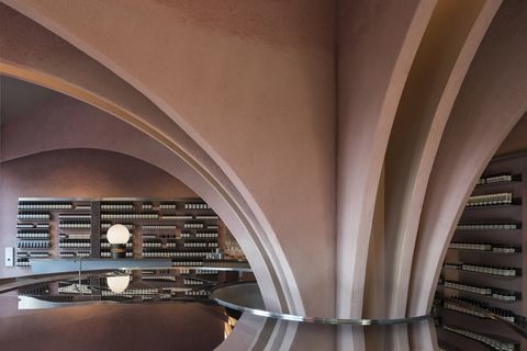 Deze cosmeticawinkel heeft wat weg van James Bond