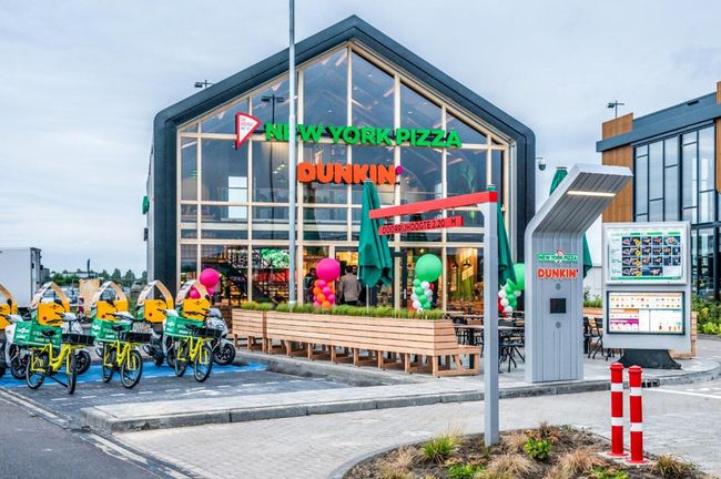 Dit is de eerste pizza-drive-thru van Nederland