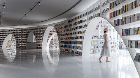 Verdwaal in dit doolhof met meer dan zestigduizend boeken