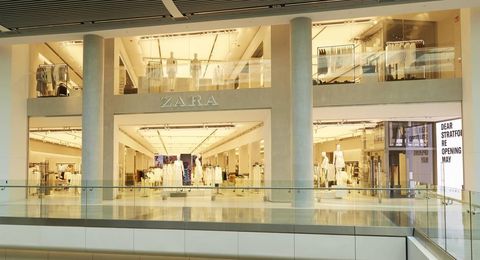 Dit is het digitale winkelconcept van Zara, inclusief robot