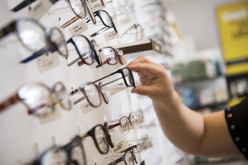Europese Commissie onderzoekt overname GrandVision