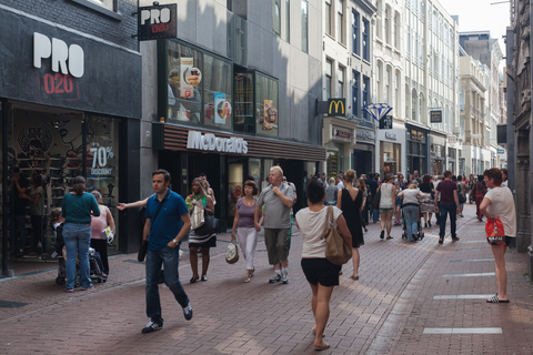 Coronablog maandag: Winkelstraten grote steden worden snel drukker, restaurants Vapiano failliet