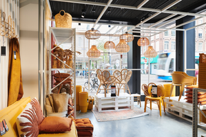 ‘Moederbedrijf Leen Bakker en Kwantum in de verkoop’