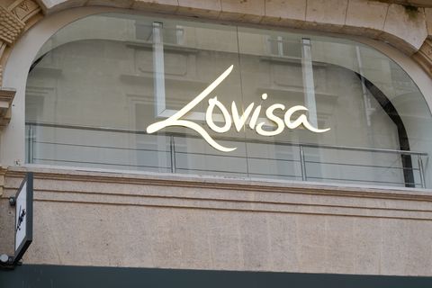 Personeel sieradenwinkels Lovisa voert actie