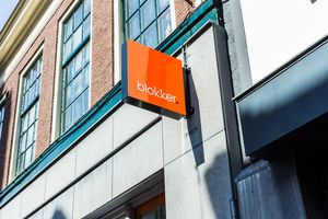 De vrije val van Blokker Holding (door een roze bril)