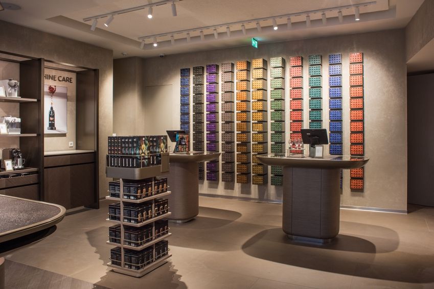 Hier neemt Nespresso je mee van koffiebes tot capsule