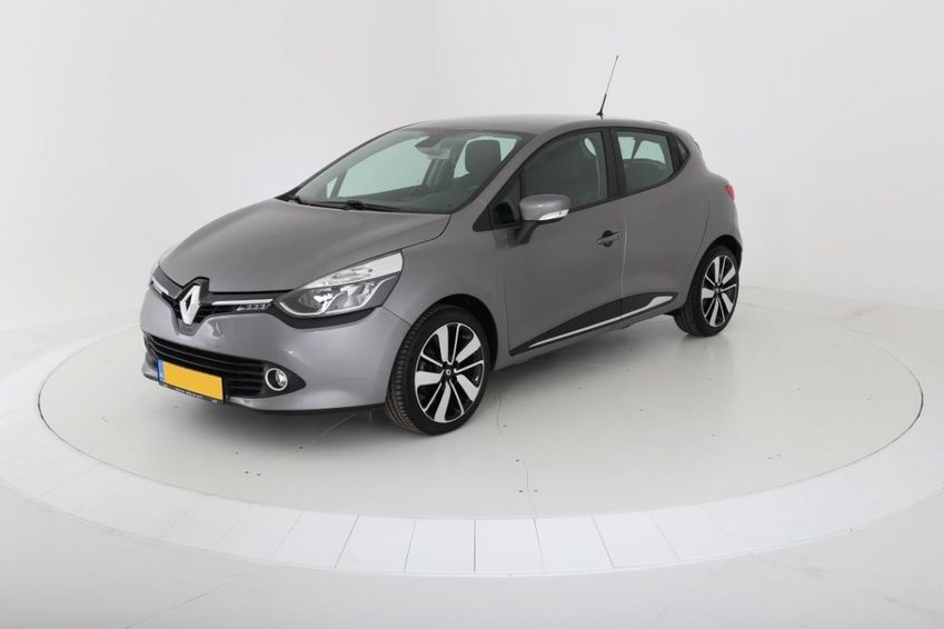 Vijftien feiten over de eerste webwinkel voor auto’s