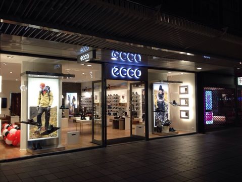 ​Ecco opent premiumwinkels in Nederland