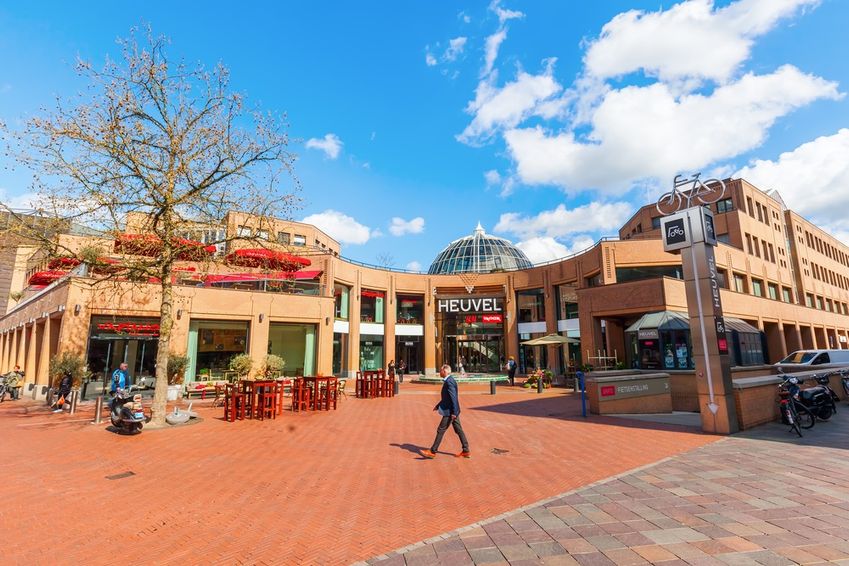 Eindhovens winkelcentrum Heuvel loopt snel leeg