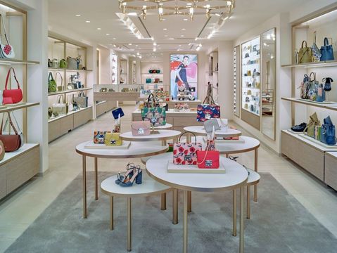 Furla opent flagshipstore in de PC