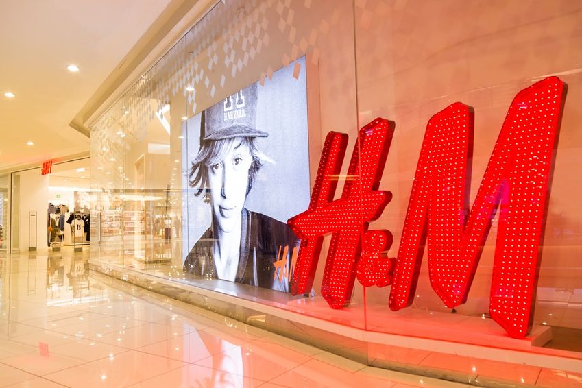 H&M komt met stemgestuurde app en hologrammen