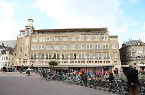 Aandeelhouder roert zich weer: 'Hudson’s Bay moet Europa helemaal verlaten'