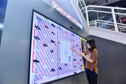 Intersport en Alibaba openen 'futuristische megawinkel'