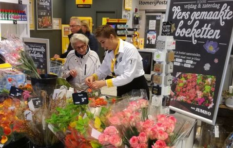 Jumbo zet ‘weekendbloemist’ in de supermarkt