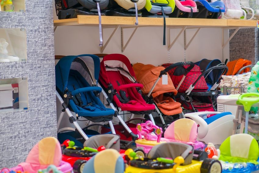 Voormalig Fame-eigenaar opent tweedehands babywinkel