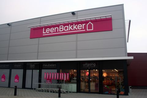 Blokker verkoopt ook dc van Leen Bakker