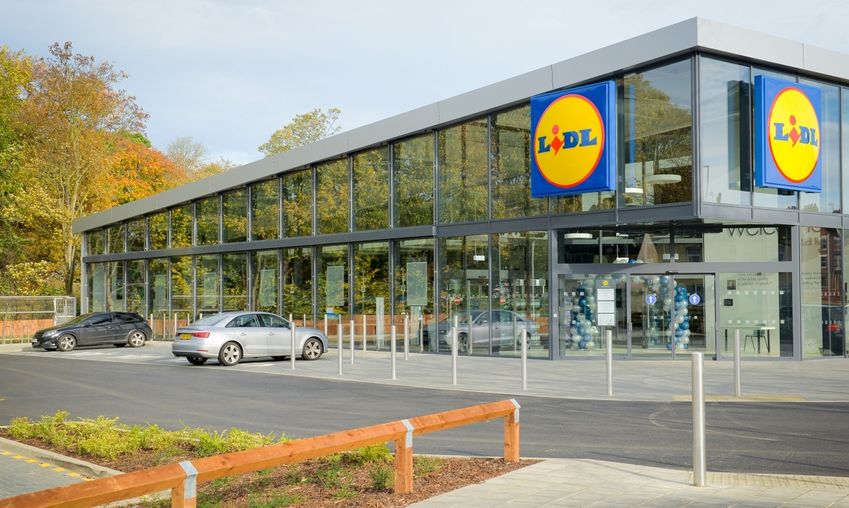 Lidl-eigenaar gaat voor honderd miljard omzet