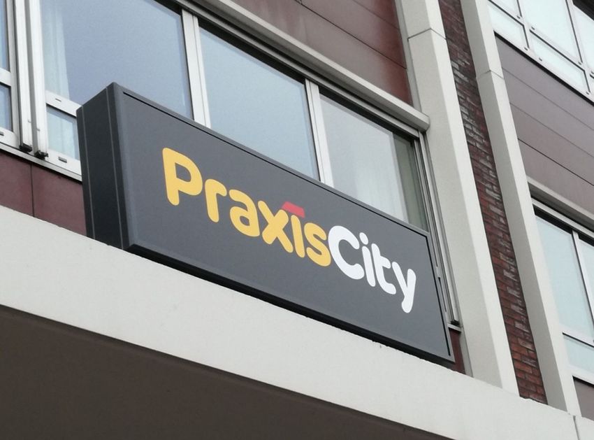 Praxis doopt stadswinkels om tot Praxis City