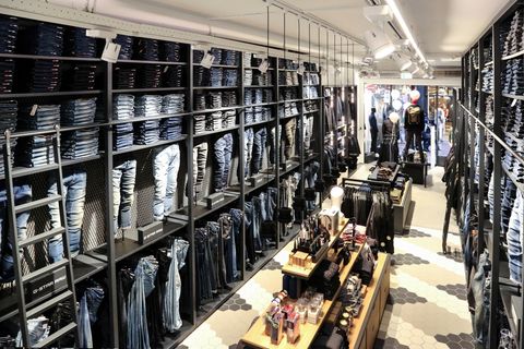 Score schrijft weer zwarte cijfers