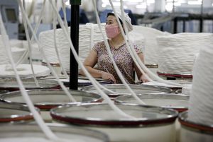 'Kleding uit Noord-Korea krijgt 'made in China'-label'