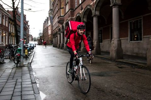 PostNL en Dropper beogen efficiëntere pakketbezorging