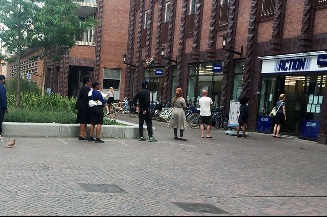 Coronacommunicatie in de winkelstraat: mag het een beetje vriendelijker!?