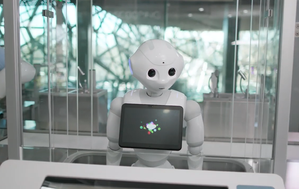 Deze ijswinkel wordt volledig bemand door robots