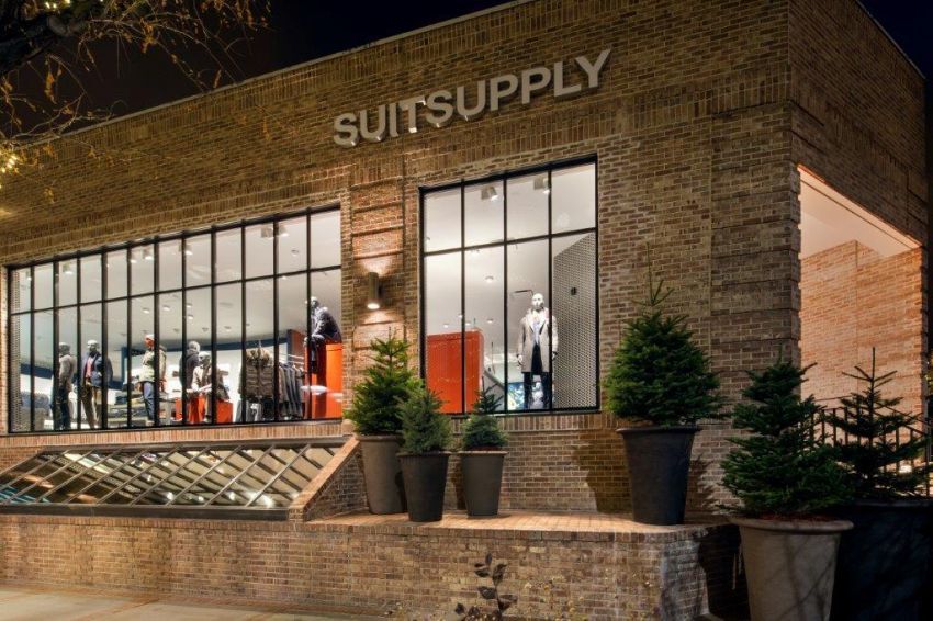 Suitsupply duikt opnieuw diep in rode cijfers