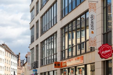 Zalando kondigt meer winkels aan