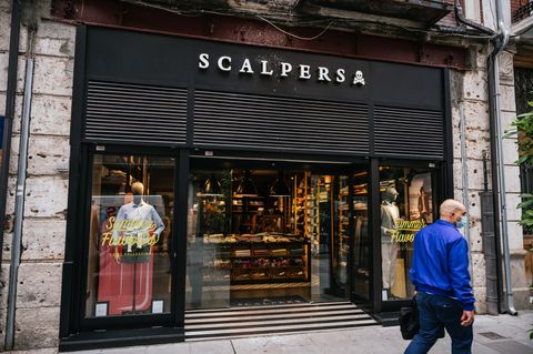 Scalpers wil weer winkels in Nederland
