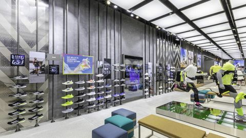 Zo ziet de flagshipstore van Adidas in Dubai eruit