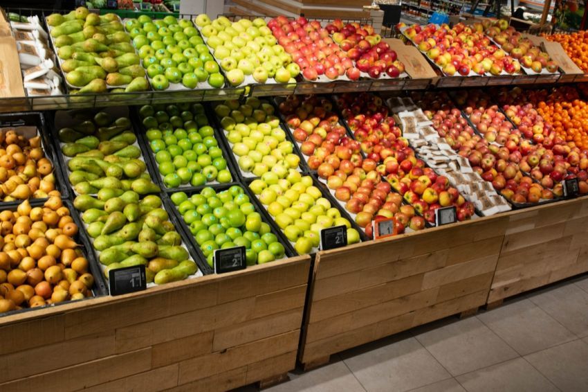 Boeren beginnen stickeractie in supermarkten