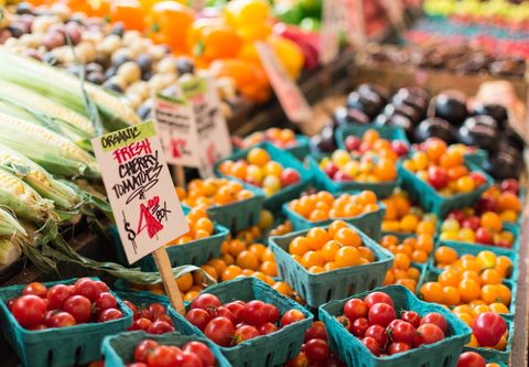 Kabinet wil in 2024 btw-loos groente en fruit