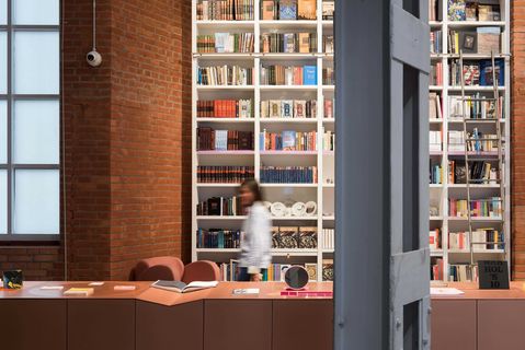 Bekijk deze boekenwinkel in Moskou