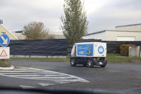 Colruyt stuurt onbemand wagentje de weg op