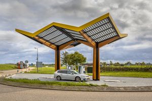 Fastned wil winkels naast zijn laadstations plaatsen