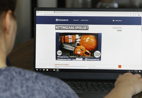 Husqvarna opent webshop in Nederland