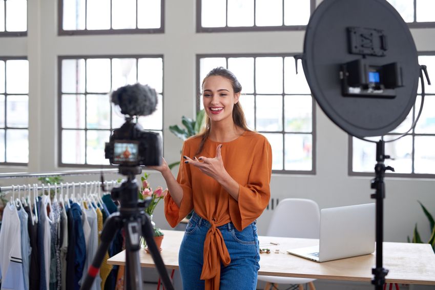 Vier tips over hoe je een influencer aan je merk bindt