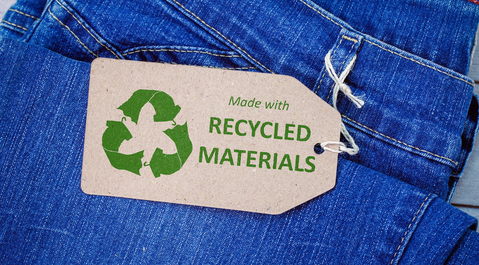 Kledingbedrijven riskeren boetes vanwege misleidende duurzaamheidsclaims
