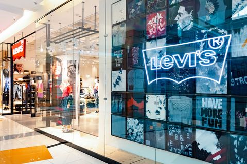 Levi's ziet winstmarges krimpen 