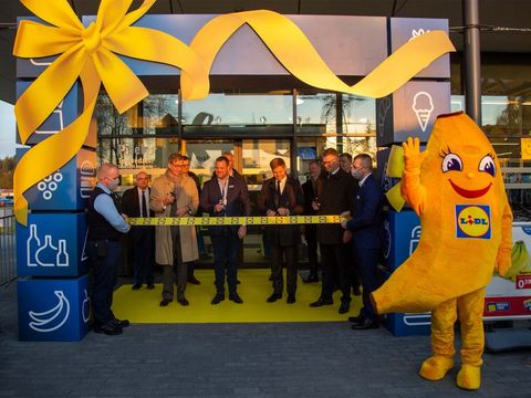 Lidl met 15 winkels van start in Letland