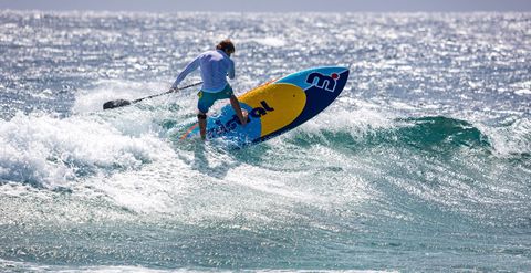 Surfmerk Mistral in andere handen